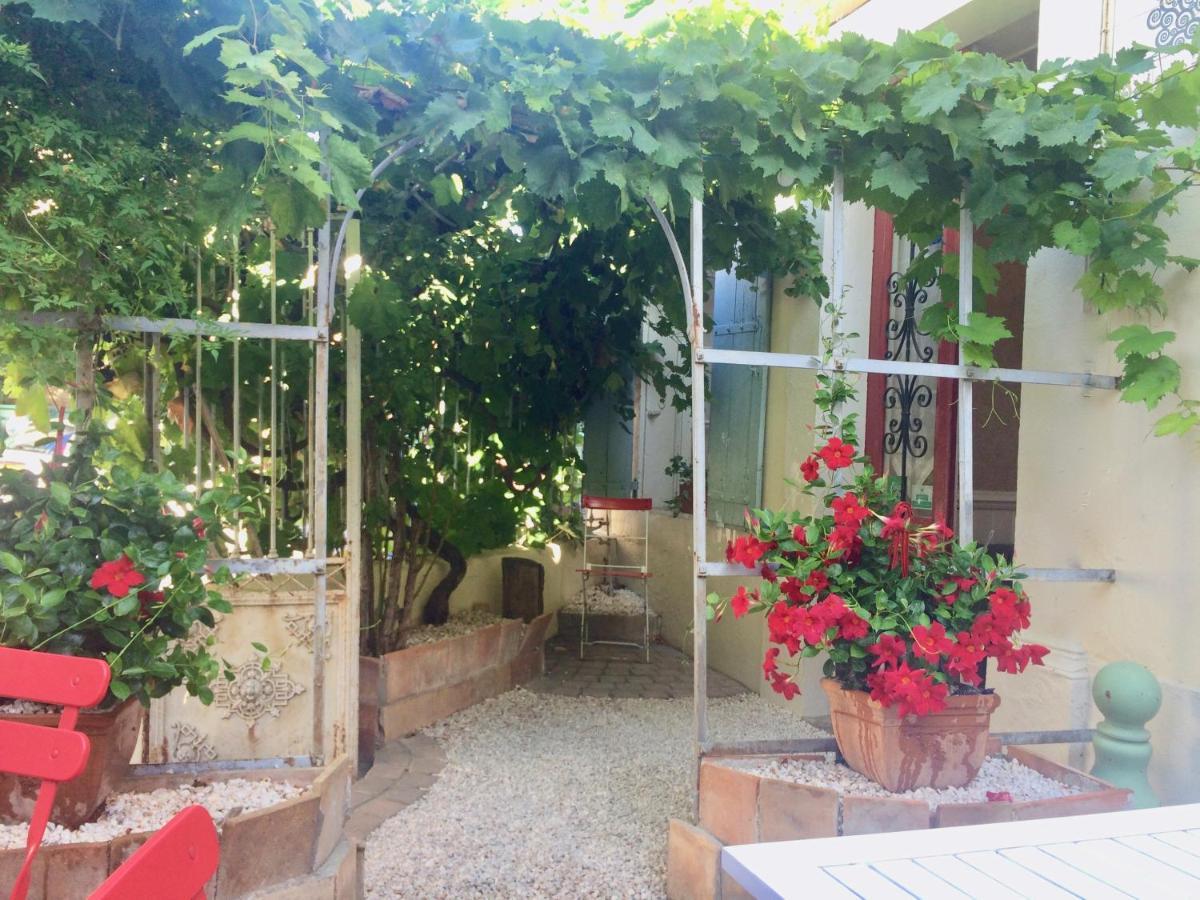Sainte-Hélène Chambres d'Hôtes&Appartement Olonzac Extérieur photo